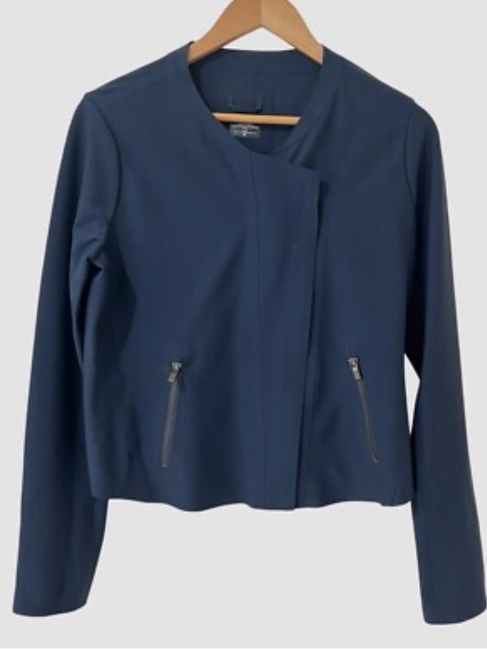 Women’s Athleta Navy Blue Zip-Pocket Jacket-Never Worn -Small